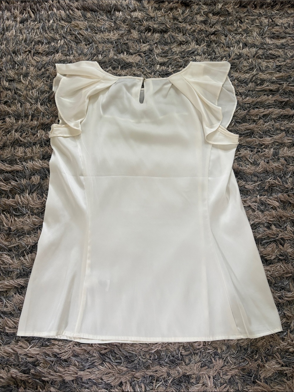 Express Ivory Ruffle Sleeve Blouse XS - Picture 2 of 8